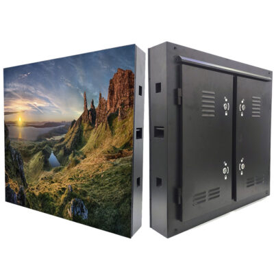 High visibility LED outdoor digital signage for public advertising